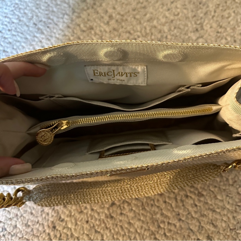 Eric Javits Beige and Cream Striped Shoulder Bag - Picture 7 of 12